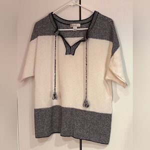 CJ Banks Tassel Tie Pull Over Top.  Size 2X